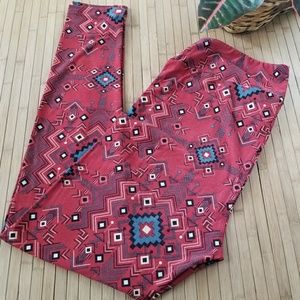 GUC Lularoe TC Leggings Red Bandana Print